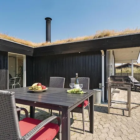 Pet Friendly In With House A Panoramic View Vakantiehuis